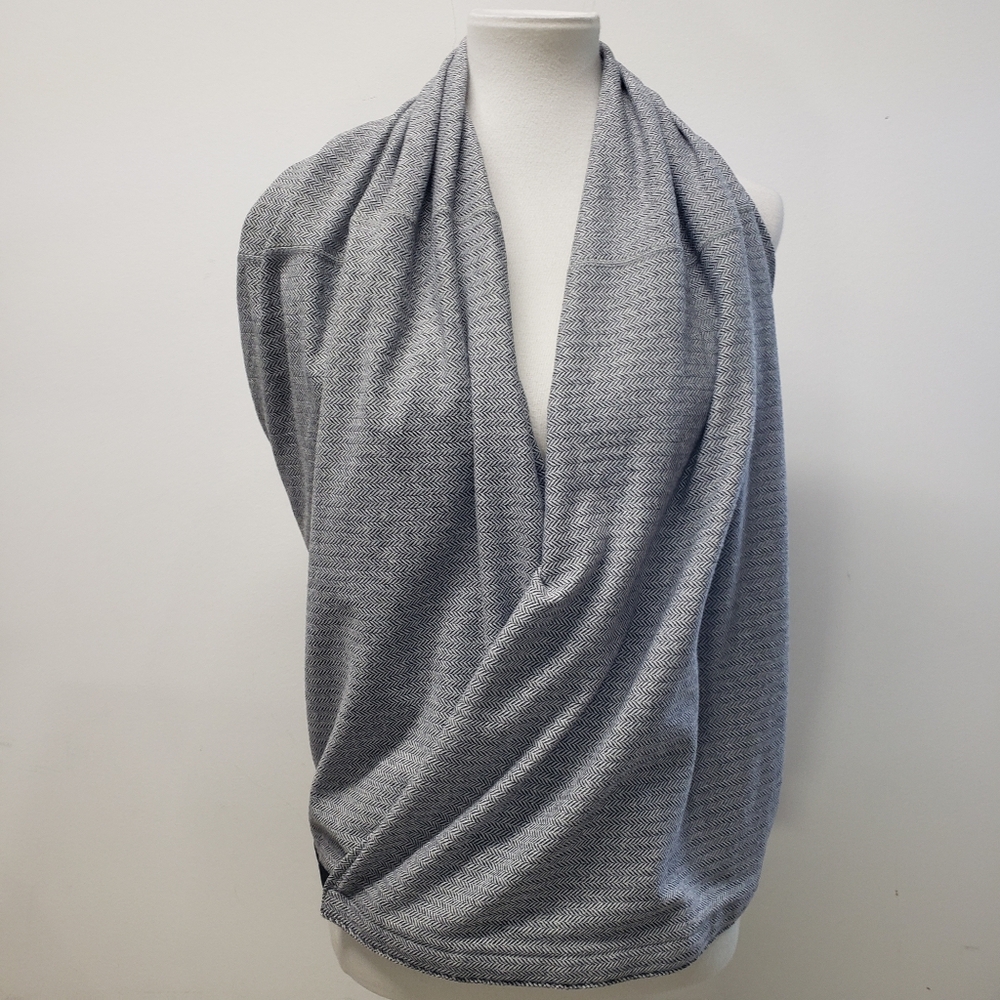 Lululemon Vinyasa Scarf Heather Herringbone Ghost Gray Wrap New